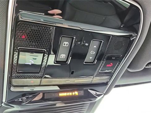 Used 2024 Land Rover Range Rover Sport Dynamic SE image 56