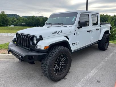 Used 2023 Jeep Gladiator Sport