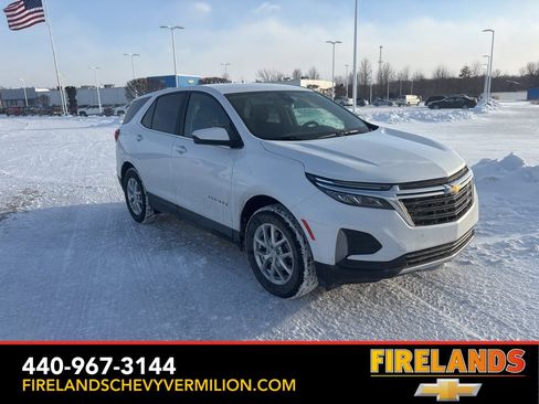 Used 2023 Chevrolet Equinox LT image 4