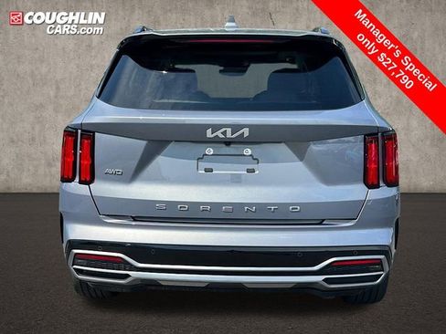 Used 2022 Kia Sorento SX image 5