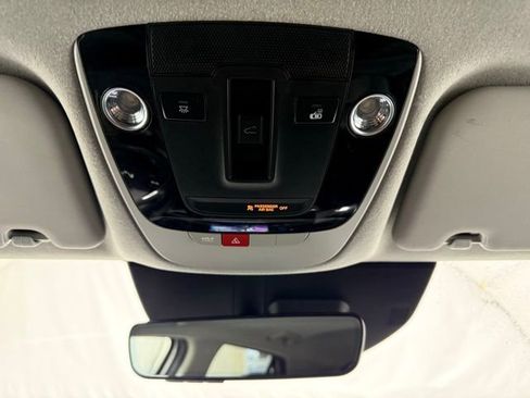 Used 2023 Kia Niro Wave image 36