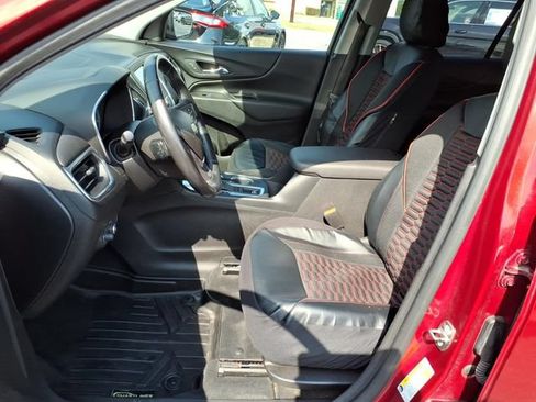 Used 2018 Chevrolet Equinox LT FWD image 4