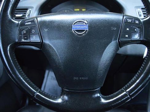 Used 2010 Volvo S40 2.4i image 19