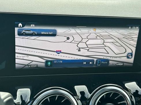 Used 2025 Mercedes-Benz GLA 250 4MATIC image 24