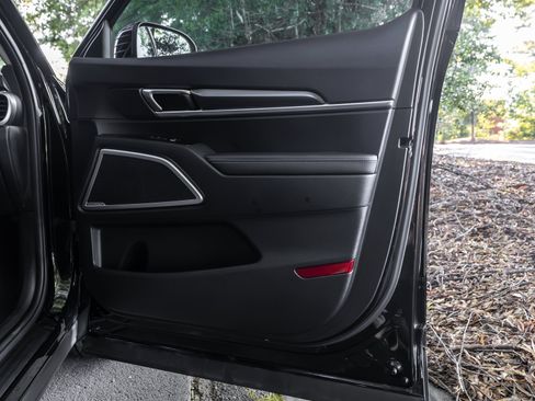 Used 2023 Kia Telluride S w/ S Sunroof Package AWD/4WD image 32