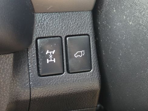 Used 2016 Toyota RAV4 Limited w/ Advanced Technology Package image 15