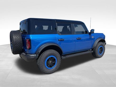 Used 2024 Ford Bronco Badlands AWD/4WD image 4