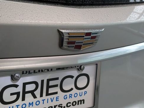 Used 2020 Cadillac XT6 Premium Luxury image 11