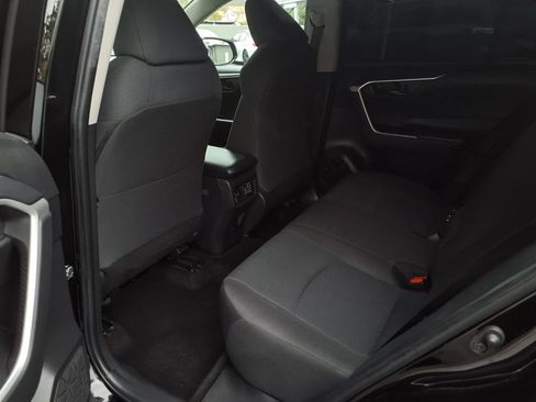 Certified 2023 Toyota RAV4 LE FWD image 19