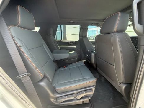 New 2026 GMC Yukon AT4 w/ AT4 Premium Package AWD/4WD image 20