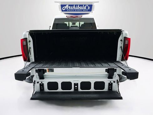 Used 2024 GMC Sierra 3500 Denali w/ Denali Reserve Package image 26