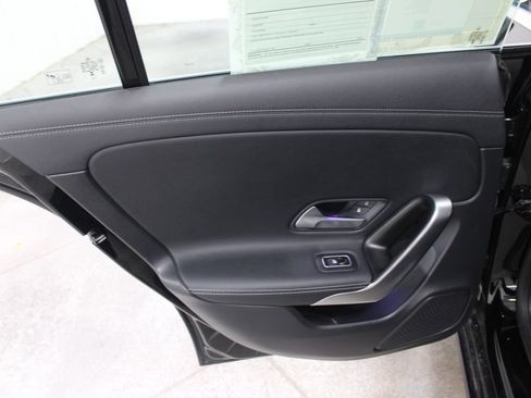 Used 2025 Mercedes-Benz CLA 250 image 19