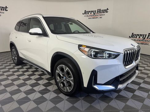 Used 2025 BMW X1 xDrive28i AWD/4WD image 6