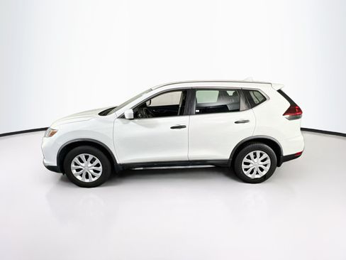 Used 2018 Nissan Rogue S AWD/4WD image 8