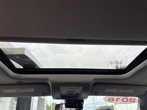 Used 2016 GMC Sierra 2500 Denali w/ Duramax Plus Package image 12