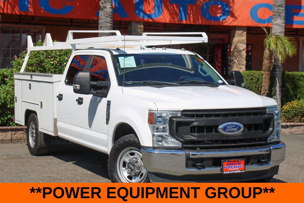 Used 2022 Ford F350 XL w/ Power Equipment Group RWD image 2