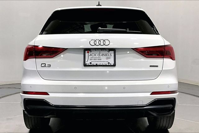Used 2022 Audi Q3 2.0T Premium Plus AWD/4WD image 3