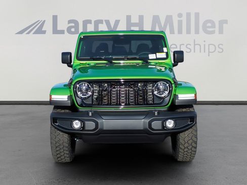 New 2026 Jeep Gladiator Willys image 8