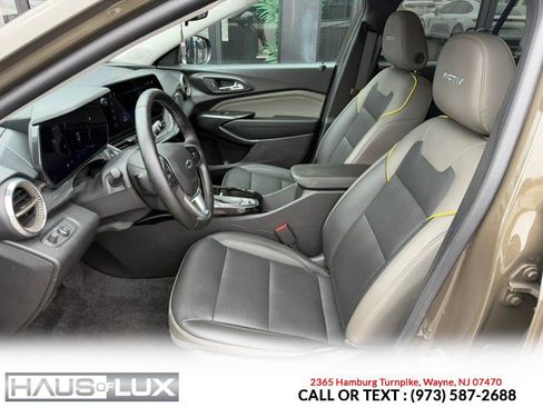 Used 2024 Chevrolet Trax ACTIV image 11