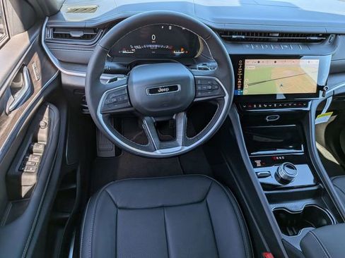 New 2026 Jeep Grand Cherokee Limited AWD/4WD image 29