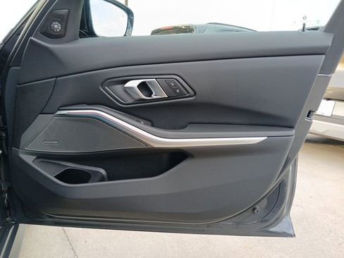 New 2026 BMW 330i Sedan w/ M Sport Package image 17