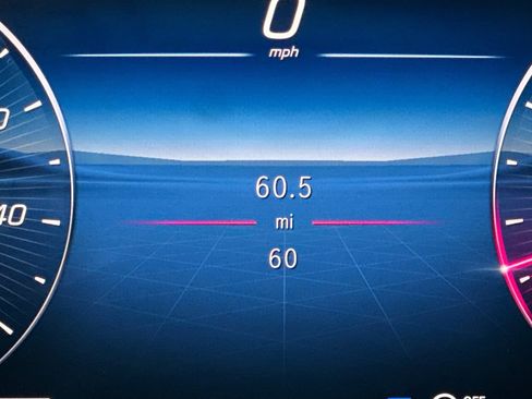 New 2026 Mercedes-Benz GLC 300 image 35