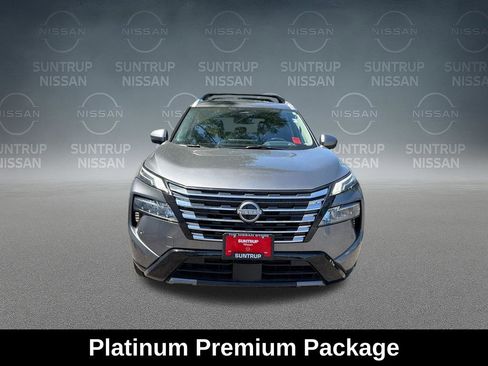 Used 2026 Nissan Rogue Platinum w/ Platinum Premium Package AWD/4WD image 10