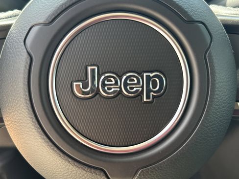 New 2026 Jeep Gladiator Mojave w/ Steel Bumper Group AWD/4WD image 22