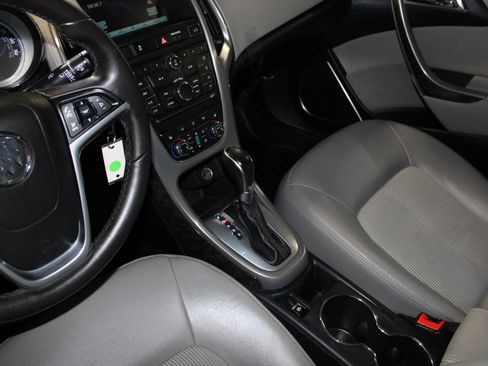 Used 2015 Buick Verano w/ Comfort Package FWD image 14
