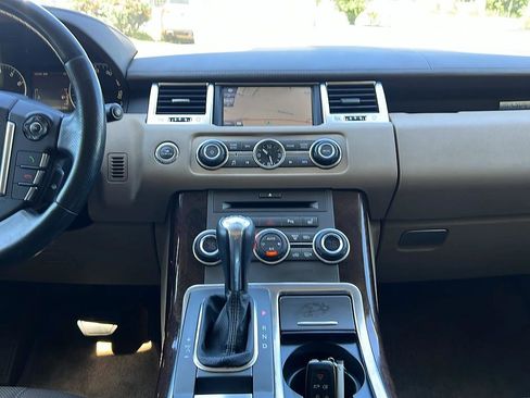 Used 2011 Land Rover Range Rover Sport HSE LUX AWD/4WD image 15