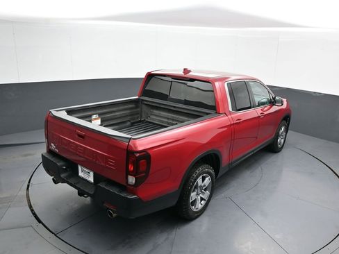 Certified 2025 Honda Ridgeline RTL image 37