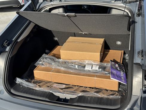 New 2026 Toyota Prius Plug-In Hybrid image 9