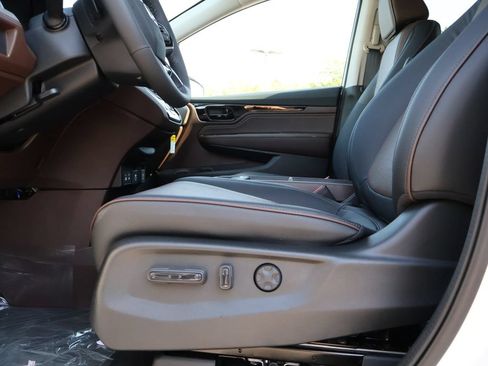 New 2026 Honda Odyssey Elite image 23