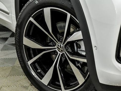 New 2026 Volkswagen Atlas Cross Sport SEL Premium R-Line AWD/4WD image 3