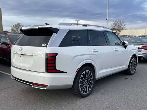 Used 2026 Hyundai Palisade Calligraphy AWD/4WD image 4