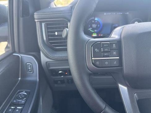New 2025 Ford F150 Lightning Flash AWD/4WD image 23