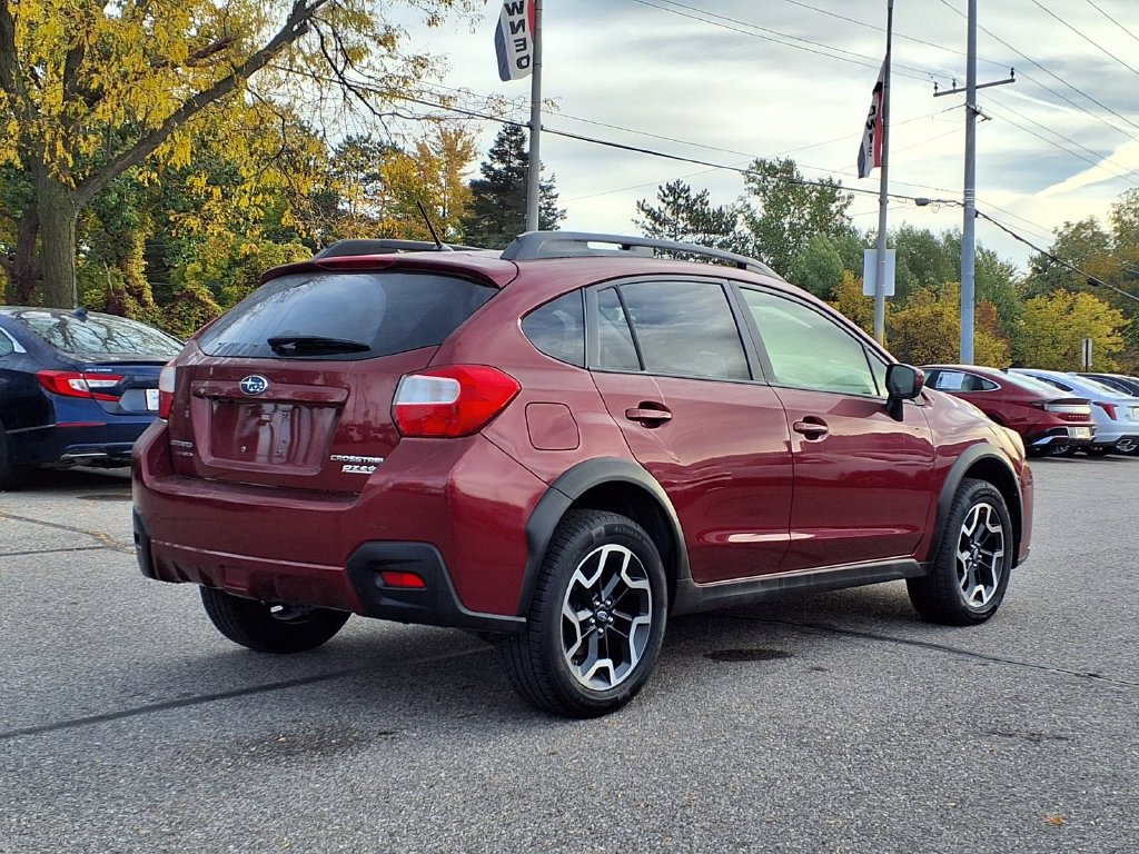 Used 2016 Subaru Crosstrek 2.0i Premium AWD/4WD image 4