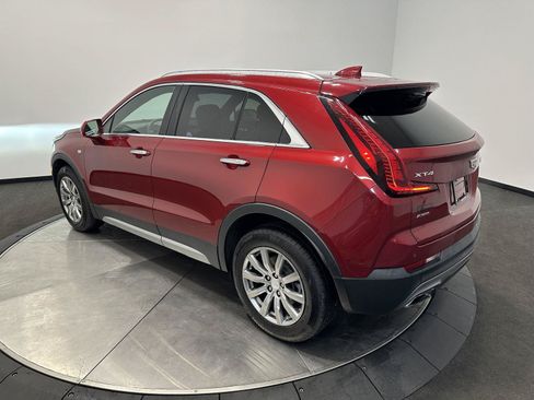 Used 2019 Cadillac XT4 Premium Luxury w/ Cold Weather Package AWD/4WD image 5
