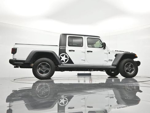 Used 2023 Jeep Gladiator Rubicon w/ Trailer Tow Package AWD/4WD image 40