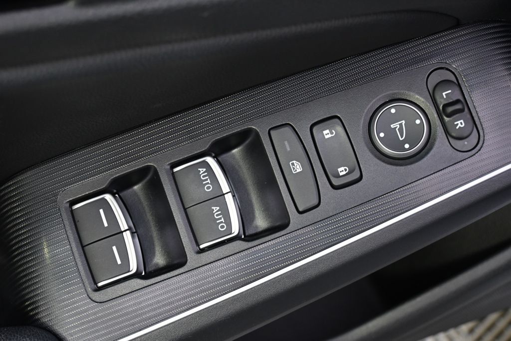 Used 2025 Honda Civic Sport Touring image 23