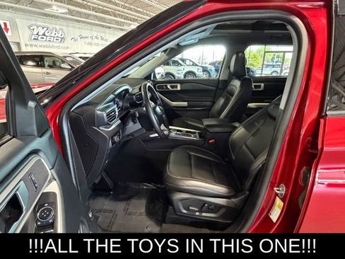 Used 2024 Ford Explorer XLT w/ Equipment Group 202A AWD/4WD image 15