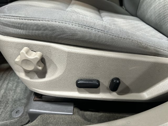 Used 2012 Ford Fusion SE FWD image 18