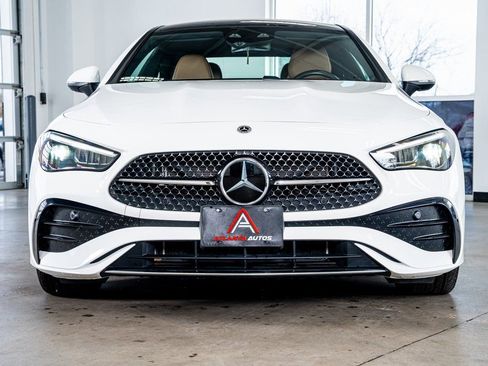 Used 2024 Mercedes-Benz CLE 300 4MATIC Coupe image 3