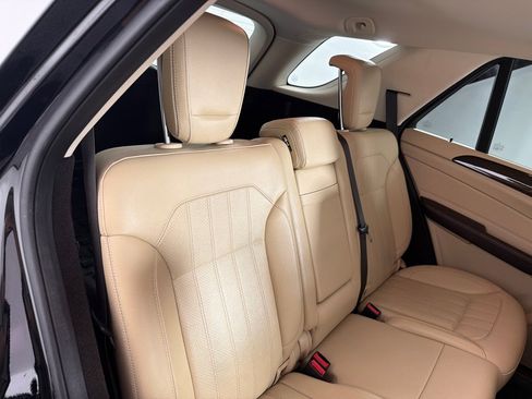 Used 2019 Mercedes-Benz GLE 400 4MATIC w/ Premium 1 Package image 24