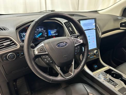 Used 2024 Ford Edge SEL AWD/4WD image 2