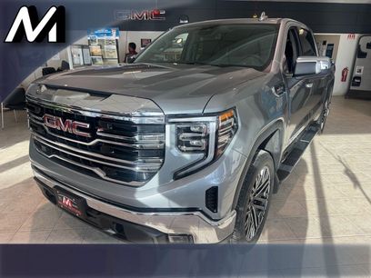 New 2026 GMC Sierra 1500 SLT w/ SLT Premium Package