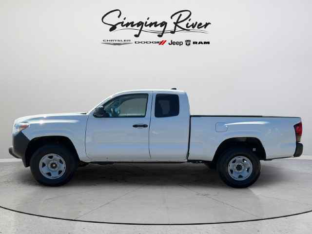 Used 2022 Toyota Tacoma SR RWD image 4