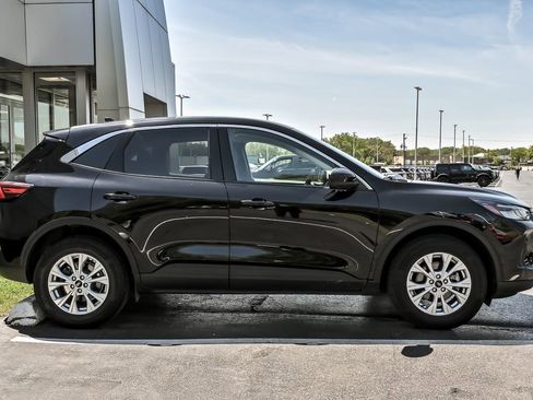 Used 2023 Ford Escape Active w/ Tech Pack #2 AWD/4WD image 10
