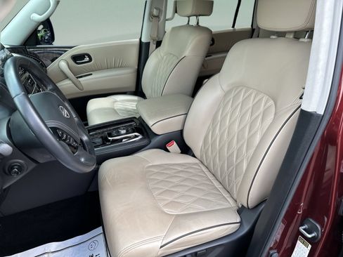 Used 2023 Nissan Armada Platinum w/ Captain's Chairs Package RWD image 10