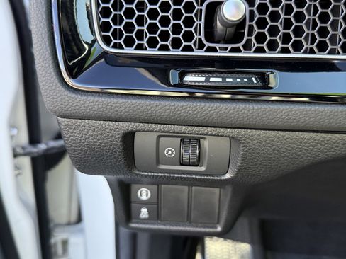 Certified 2024 Honda Civic Sport image 18